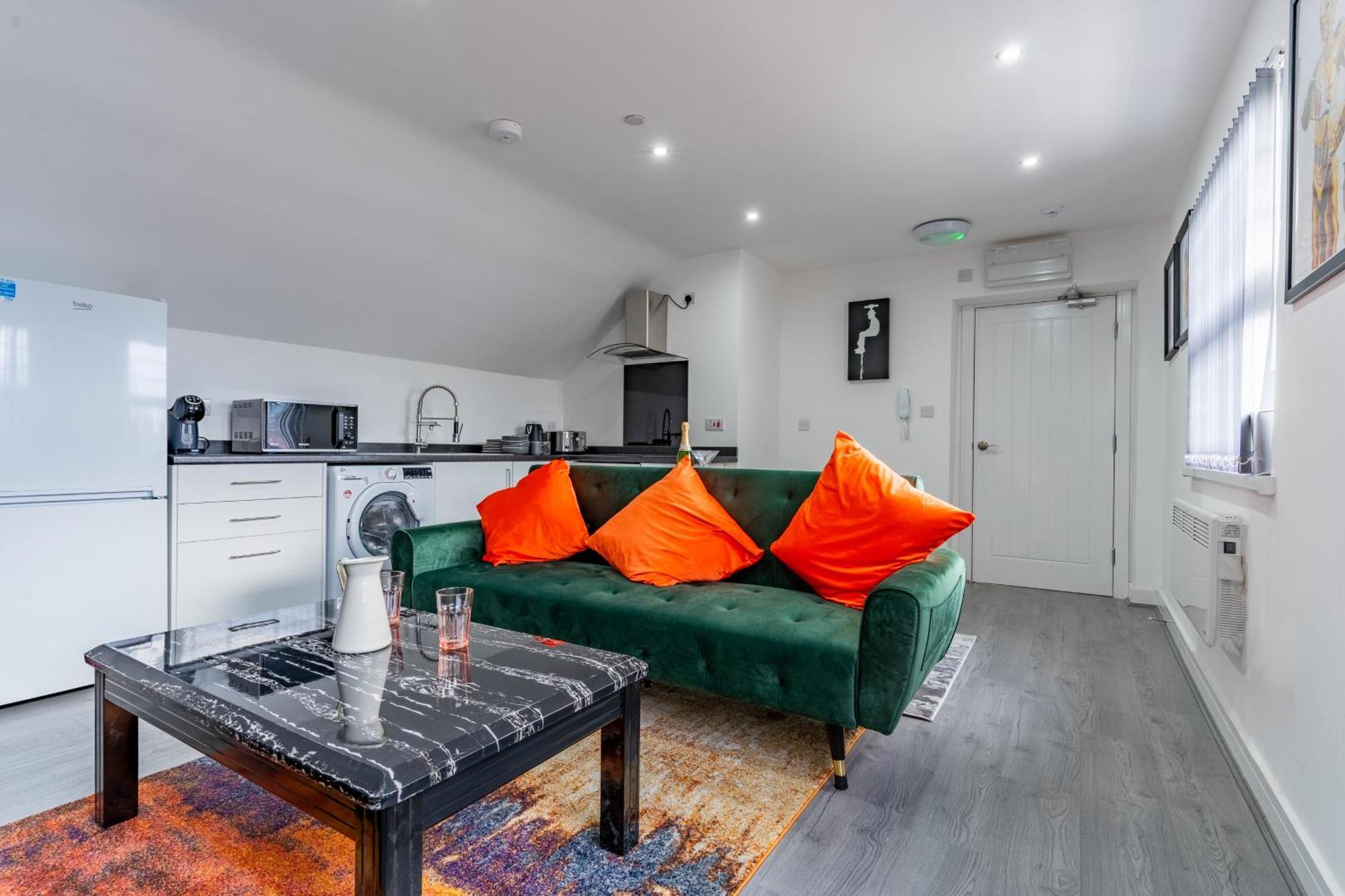 Cool Top Floor Apartment Very Near Birmingham Centre Екстер'єр фото