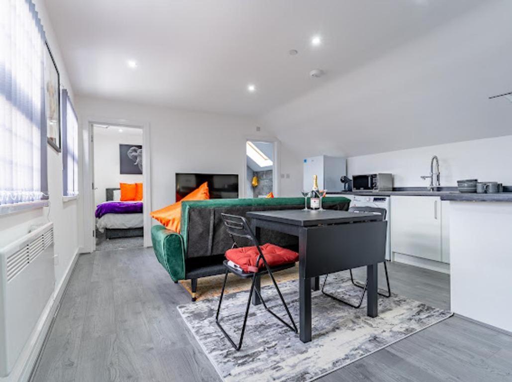 Cool Top Floor Apartment Very Near Birmingham Centre Екстер'єр фото